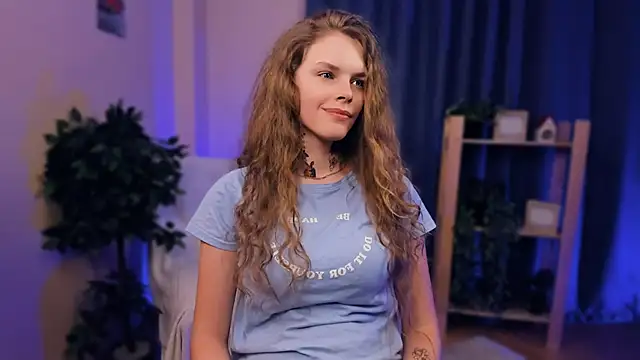 RayaNenlia online show from February 2, 2025, 11:30 am