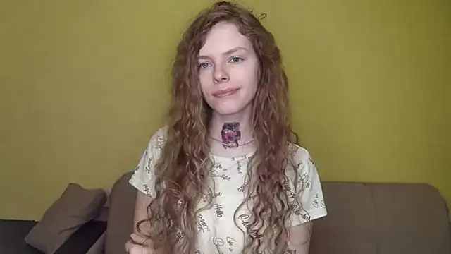 RayaNenlia online show from March 2, 2026, 5:19 am