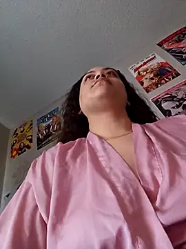 honeeyyy pot online show from February 26, 2025, 6:21 pm