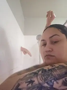 honeeyyy pot online show from September 13, 2025, 2:33 am