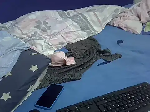 prettyviel online show from March 2, 2026, 5:08 am