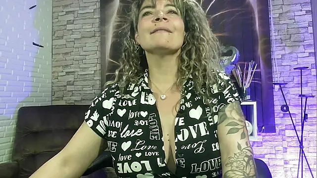 charlotedoll online show from March 6, 2025, 2:19 am