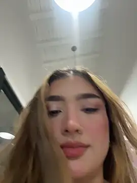 Arianavillada online show from December 1, 2025, 2:38 am