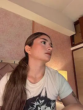 Snapshot of Arianavillada chatting on July 21, 2026, 3:53 am Arianavillada online show from July 21, 2026, 3:53 am