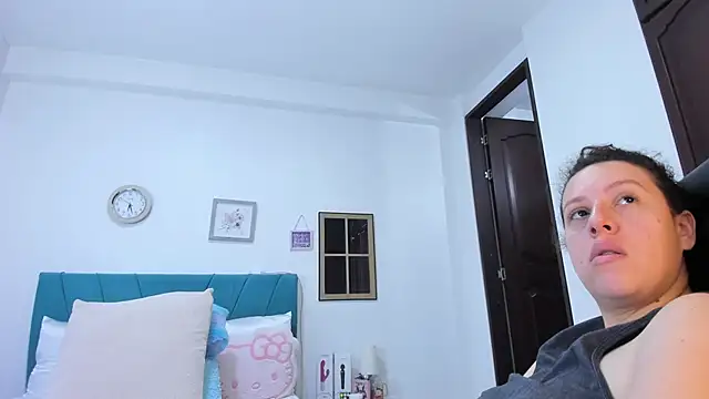 kamila lopez online show from June 6, 2026, 7:07 pm