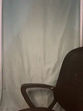 Snapshot of CharismaaBanx chatting on January 22, 2025, 1:20 am CharismaaBanx online show from January 22, 2025, 1:20 am