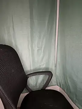 Snapshot of CharismaaBanx chatting on February 8, 2025, 2:58 am CharismaaBanx online show from February 8, 2025, 2:58 am