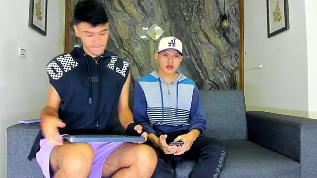 Snapshot of liam_genner_ chatting on March 2, 2025, 7:34 pm liam genner online show from March 2, 2025, 7:34 pm