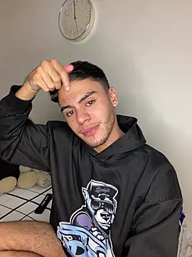 Snapshot of liam_genner_ chatting on February 10, 2026, 5:44 am liam genner online show from February 10, 2026, 5:44 am
