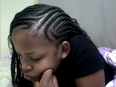 queen-sasha online show from November 27, 2025, 5:53 am