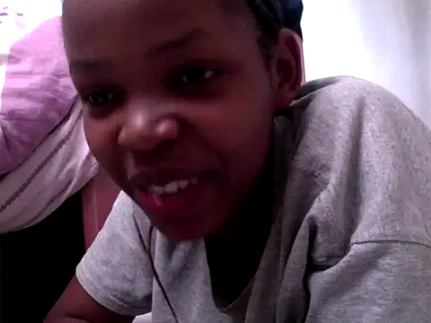 Snapshot of queen-sasha chatting on May 7, 2026, 9:58 am queen-sasha online show from May 7, 2026, 9:58 am