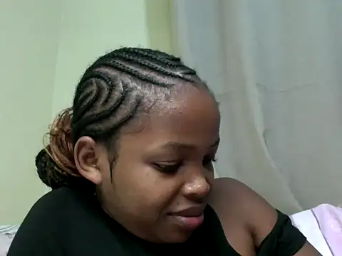 Snapshot of queen-sasha chatting on May 9, 2026, 6:02 pm queen-sasha online show from May 9, 2026, 6:02 pm