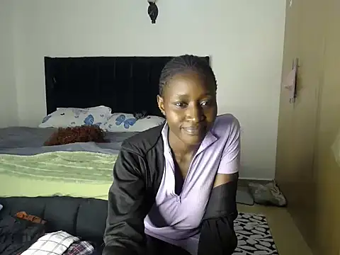 thicky anncy online show from November 11, 2025, 10:21 pm