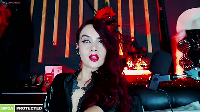 Snapshot of Liilith_goddess_ chatting on December 15, 2025, 4:17 am Liilith goddess online show from December 15, 2025, 4:17 am