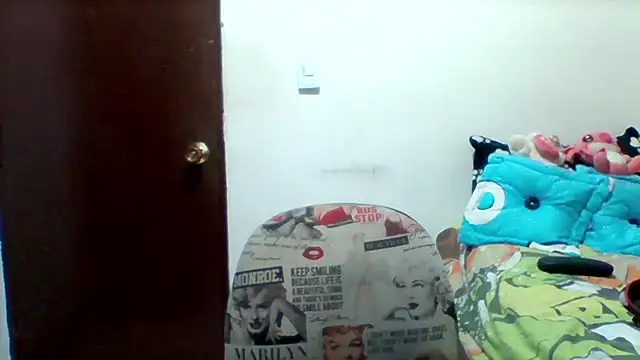 Snapshot of Alisson_brand chatting on March 21, 2025, 12:39 pm Alisson brand online show from March 21, 2025, 12:39 pm