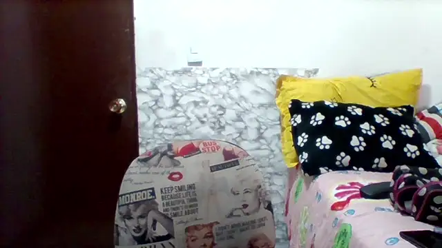 Snapshot of Alisson_brand chatting on September 15, 2025, 3:56 pm Alisson brand online show from September 15, 2025, 3:56 pm