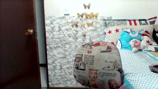Snapshot of Alisson_brand chatting on April 10, 2026, 4:23 pm Alisson brand online show from April 10, 2026, 4:23 pm