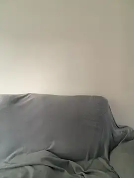 Snapshot of By_Aninha chatting on August 1, 2026, 10:14 am By Aninha online show from August 1, 2026, 10:14 am