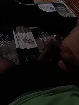 Pussy lover 33 online show from October 23, 2025, 12:48 pm