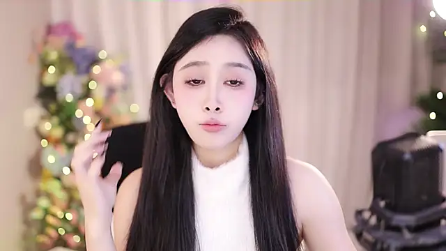 Snapshot of SleepArtist chatting on February 1, 2025, 6:08 pm SleepArtist online show from February 1, 2025, 6:08 pm