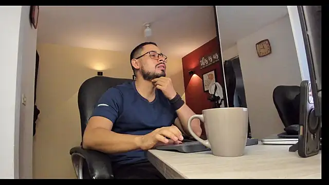 thesexlawyer1 online show from December 17, 2025, 3:01 am