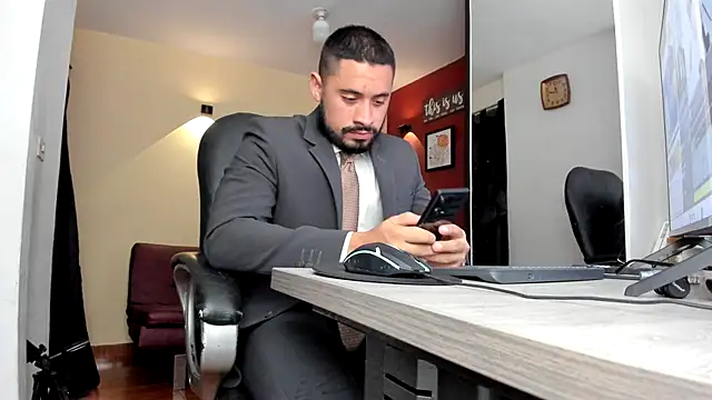 Snapshot of thesexlawyer1 chatting on May 6, 2026, 2:08 am thesexlawyer1 online show from May 6, 2026, 2:08 am