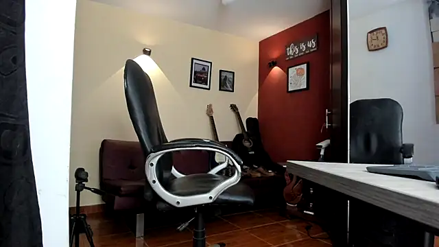 Snapshot of thesexlawyer1 chatting on May 8, 2026, 3:56 am thesexlawyer1 online show from May 8, 2026, 3:56 am