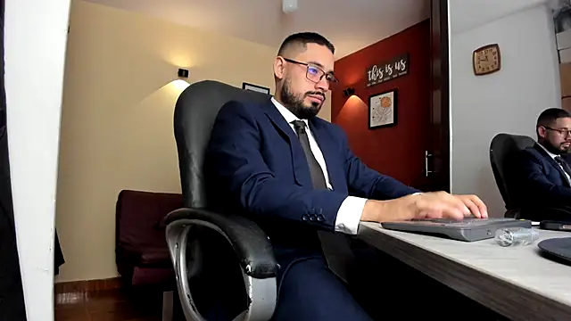Snapshot of thesexlawyer1 chatting on May 21, 2026, 4:19 am thesexlawyer1 online show from May 21, 2026, 4:19 am