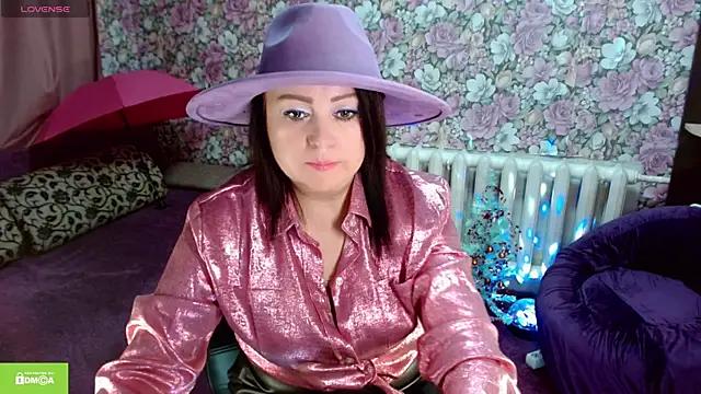 Snapshot of Julia-ru chatting on December 22, 2025, 8:28 pm Julia-ru online show from December 22, 2025, 8:28 pm