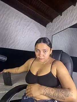 Abril Gomez06 online show from April 30, 2026, 6:03 pm