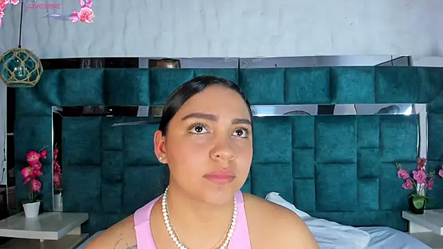 Snapshot of Abril_Gomez06 chatting on June 11, 2026, 2:53 am Abril Gomez06 online show from June 11, 2026, 2:53 am