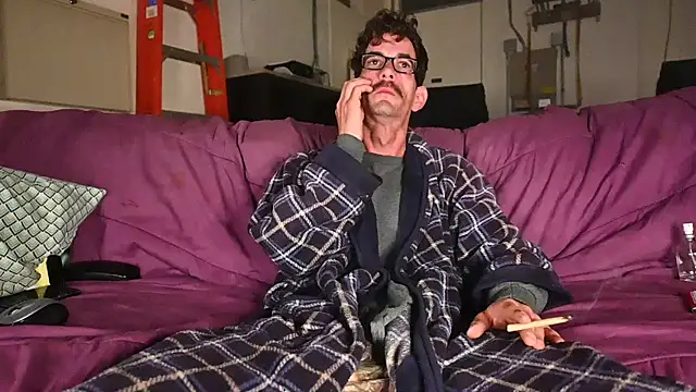 joeiandola online show from March 12, 2025, 11:42 am