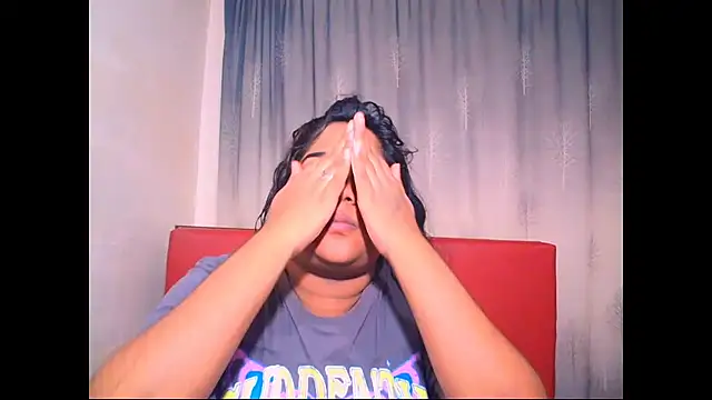 Indian Lola00 online show from October 12, 2025, 7:29 am