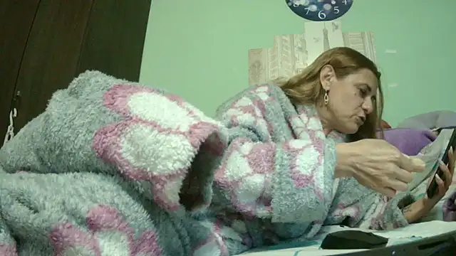 Snapshot of SexyGioconda chatting on June 14, 2026, 9:06 pm SexyGioconda online show from June 14, 2026, 9:06 pm