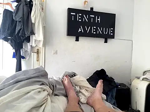 Snapshot of Bossinmidd12 chatting on November 22, 2025, 10:36 am Bossinmidd12 online show from November 22, 2025, 10:36 am