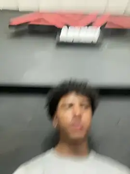 Snapshot of MagnusKing_ chatting on February 24, 2025, 8:03 pm MagnusKing online show from February 24, 2025, 8:03 pm