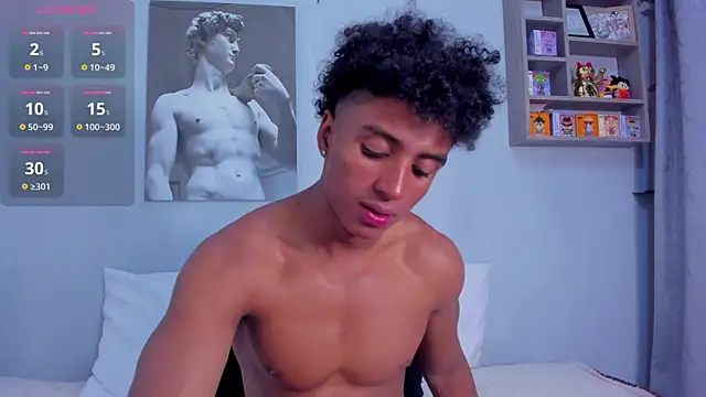 Snapshot of MagnusKing_ chatting on September 13, 2025, 4:12 am MagnusKing online show from September 13, 2025, 4:12 am