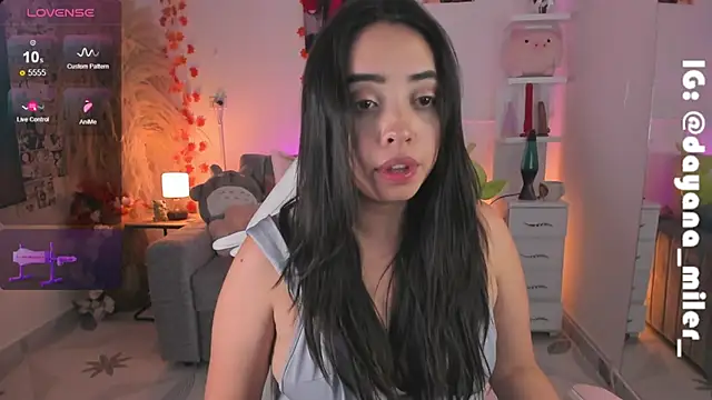  dayana miler online show from December 7, 2024, 4:09 am