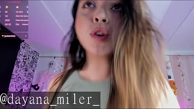 Snapshot of _dayana_miler chatting on March 19, 2026, 4:22 pm dayana miler online show from March 19, 2026, 4:22 pm