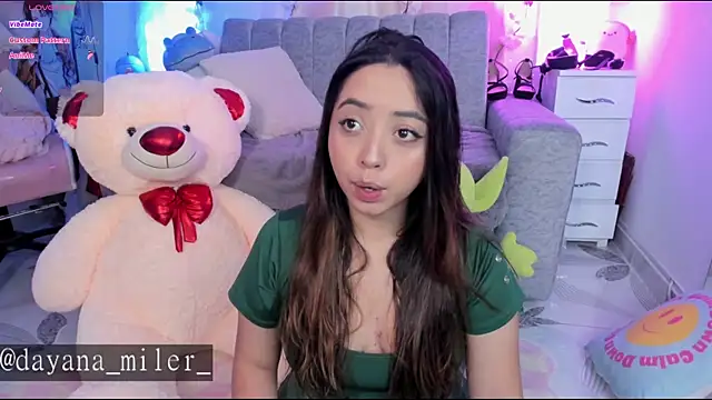 Snapshot of _dayana_miler chatting on April 2, 2026, 3:09 pm dayana miler online show from April 2, 2026, 3:09 pm