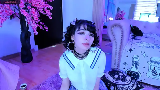 Snapshot of zephirahabney chatting on February 3, 2025, 5:35 pm zephirahabney online show from February 3, 2025, 5:35 pm