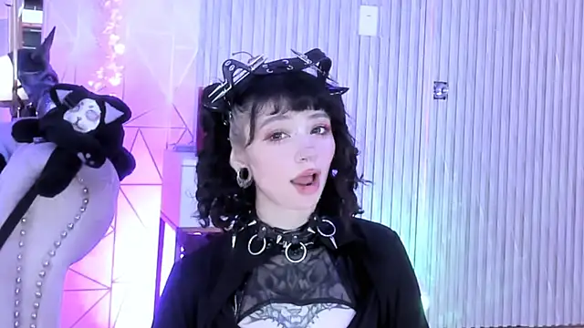 Snapshot of zephirahabney chatting on October 10, 2025, 2:49 pm zephirahabney online show from October 10, 2025, 2:49 pm