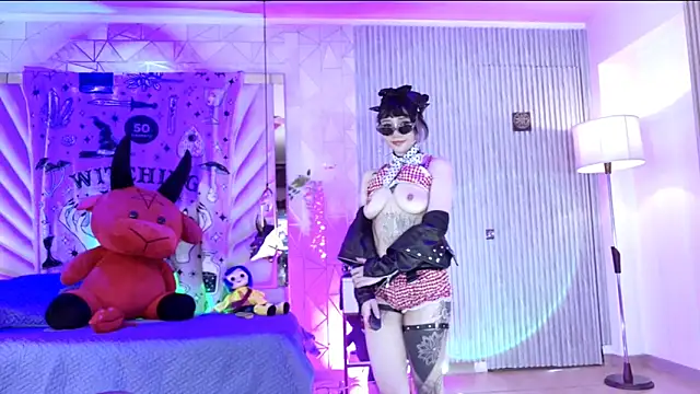 Snapshot of zephirahabney chatting on October 31, 2025, 2:51 pm zephirahabney online show from October 31, 2025, 2:51 pm