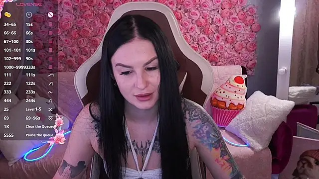 Snapshot of AmberDismond chatting on May 19, 2026, 5:47 am AmberDismond online show from May 19, 2026, 5:47 am