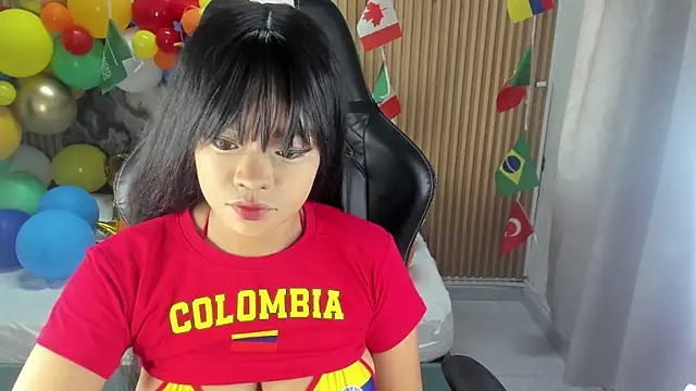 Lili 16 online show from June 16, 2026, 11:13 am