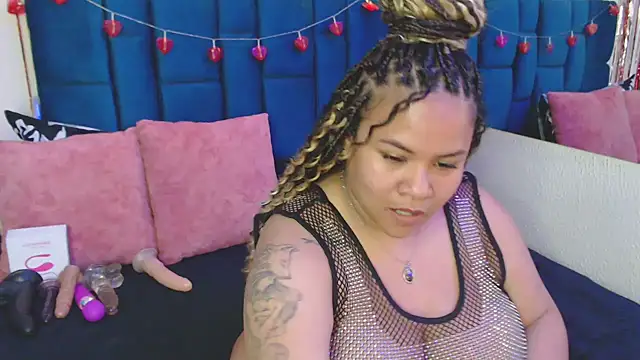 Snapshot of alba_sex10 chatting on March 21, 2025, 1:56 pm alba sex10 online show from March 21, 2025, 1:56 pm