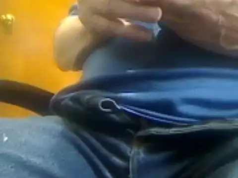 markluvskitty online show from February 12, 2025, 4:11 pm