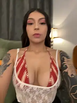 CHERRYY BOMB  online show from July 16, 2026, 7:20 pm