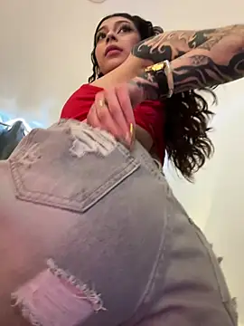 CHERRYY BOMB  online show from July 30, 2026, 7:13 pm