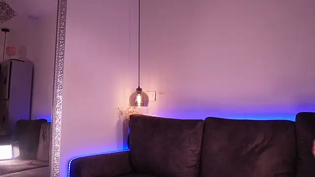 Snapshot of Isabella_francoo chatting on June 13, 2026, 11:52 am Isabella francoo online show from June 13, 2026, 11:52 am